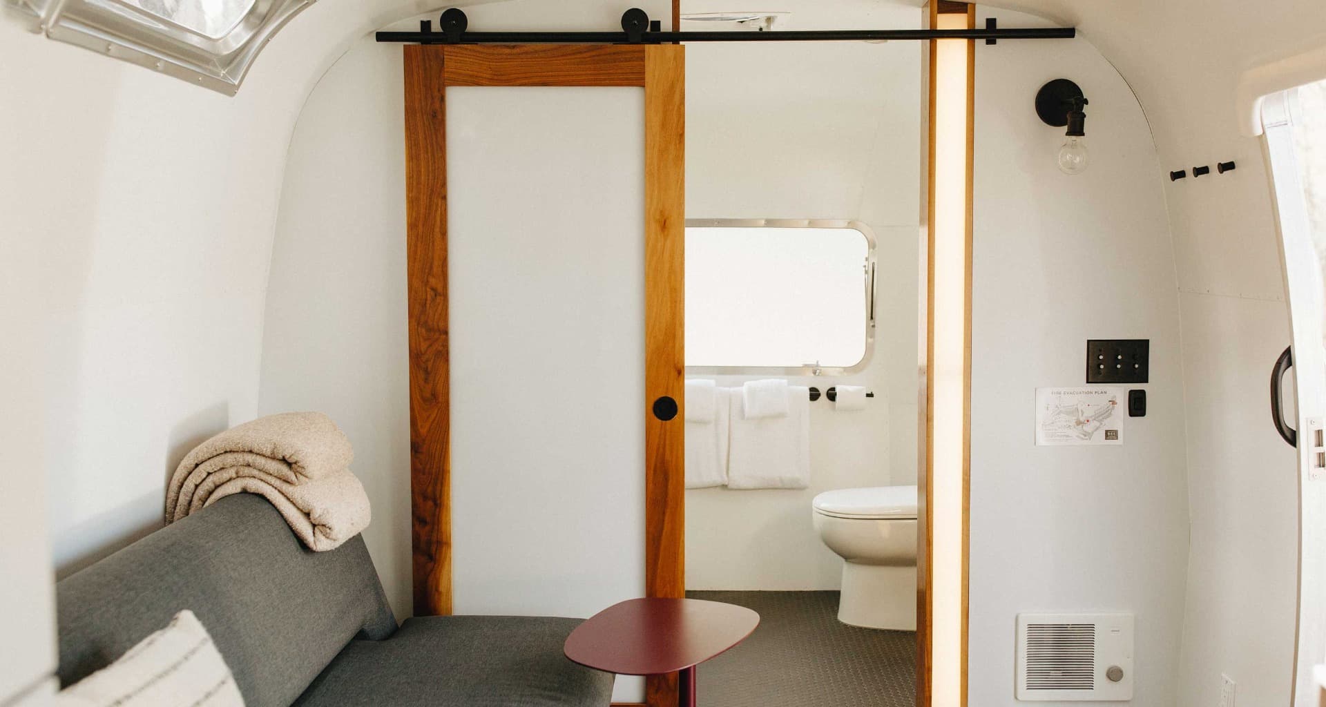 Airstream Suite - Photo 3