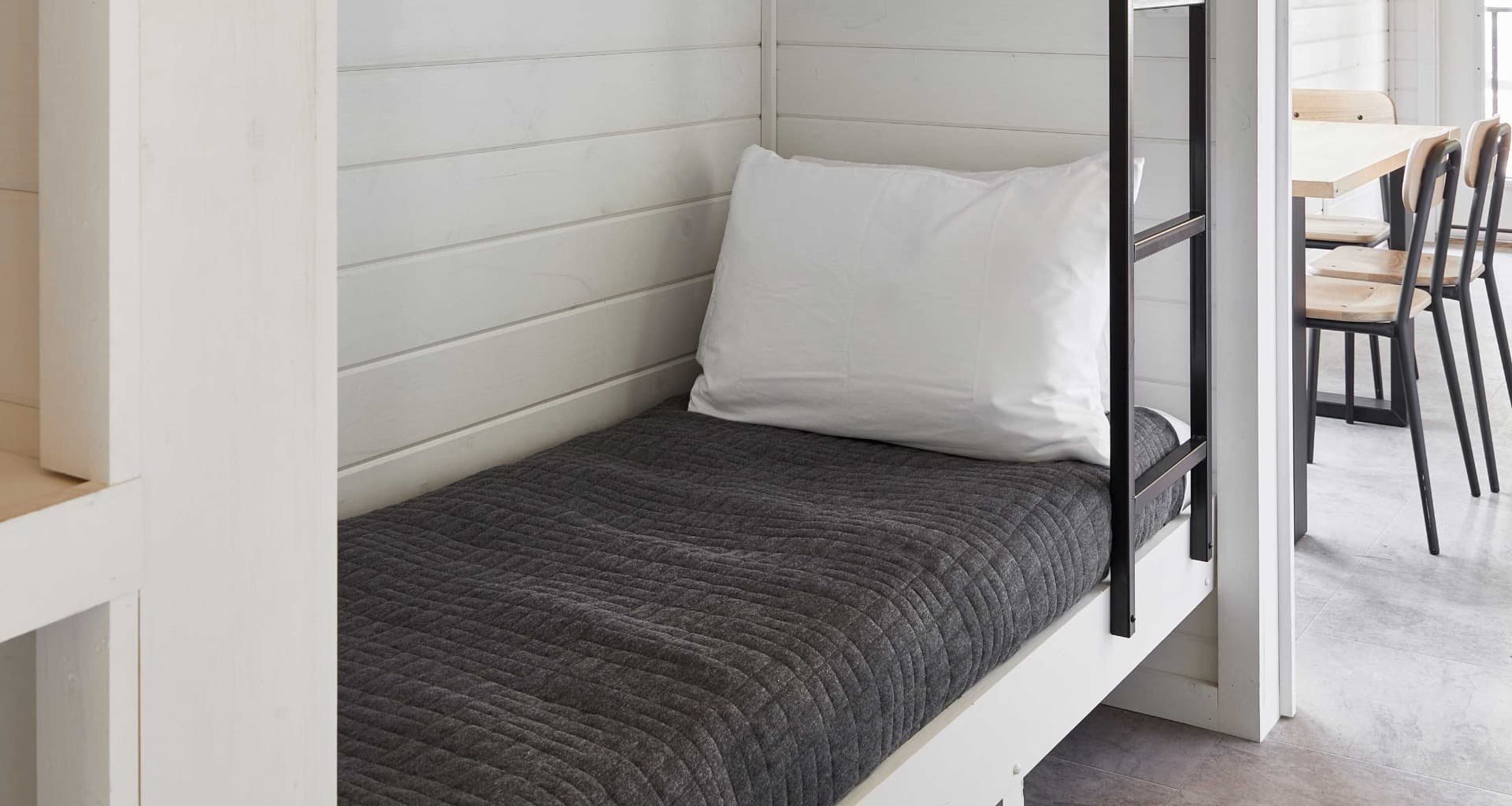 Premium Family Cabin - Photo 5